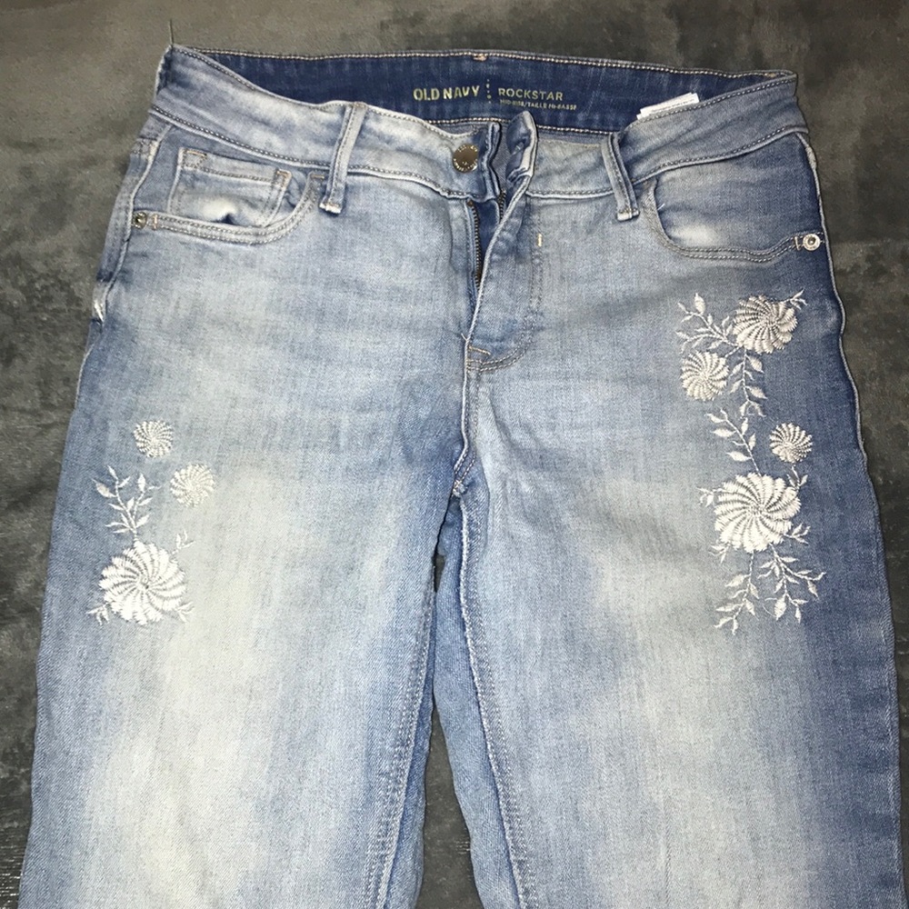 Old Navy Rockstar Jeans - Picture 3 of 6